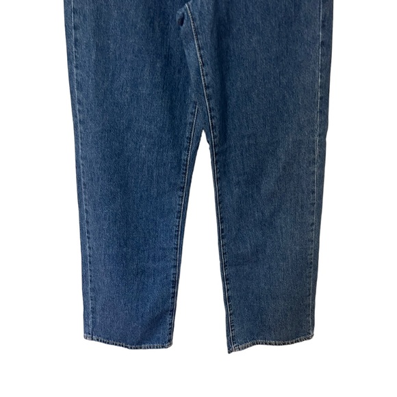 Levi's High Waisted Straight Jeans (25) - Picture 7 of 12